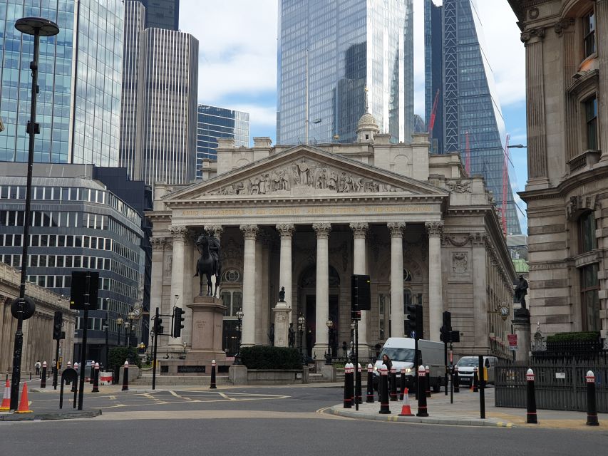 Roman Ruins to Blitz Bombings: London's Fiery History - Ye Olde Cheshire Cheese: a fitting finish with a real place to reset