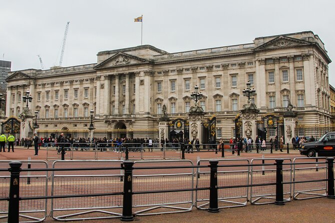 Royal london - Getting oriented in Westminster: the Edith Cavell Memorial start