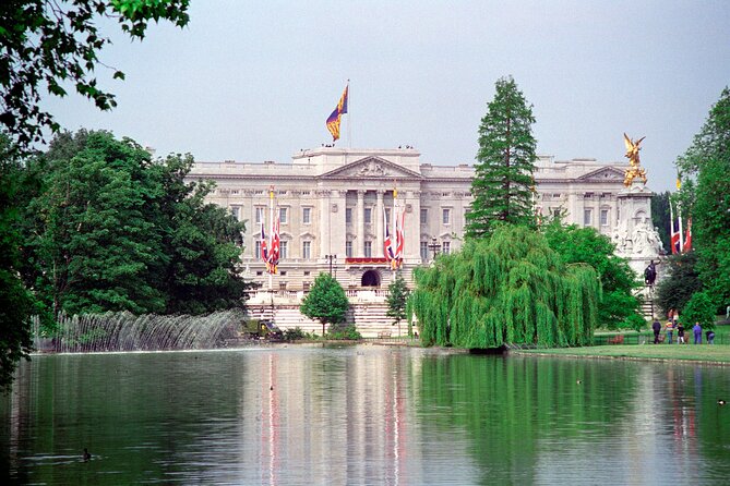 Royal London Guided Sightseeing Tour and Thames River Cruise - The coach loop’s key stops: Parliament, Westminster area, and why it’s more than sightseeing