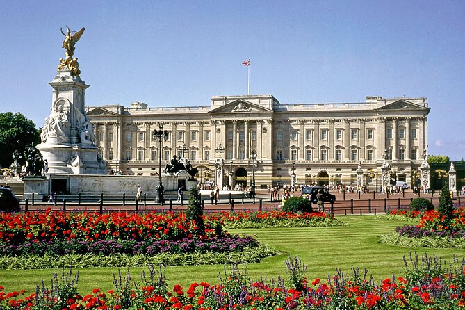 Royal London Guided Tour with Changing of the Guard - Westminster Abbey: coronations, royal burials, and Gothic drama