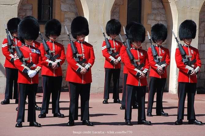 Royal London: Private Half-Day Tour with Horse Guards Parade - Big Ben and the Houses of Parliament: The Shortcut to London’s Center