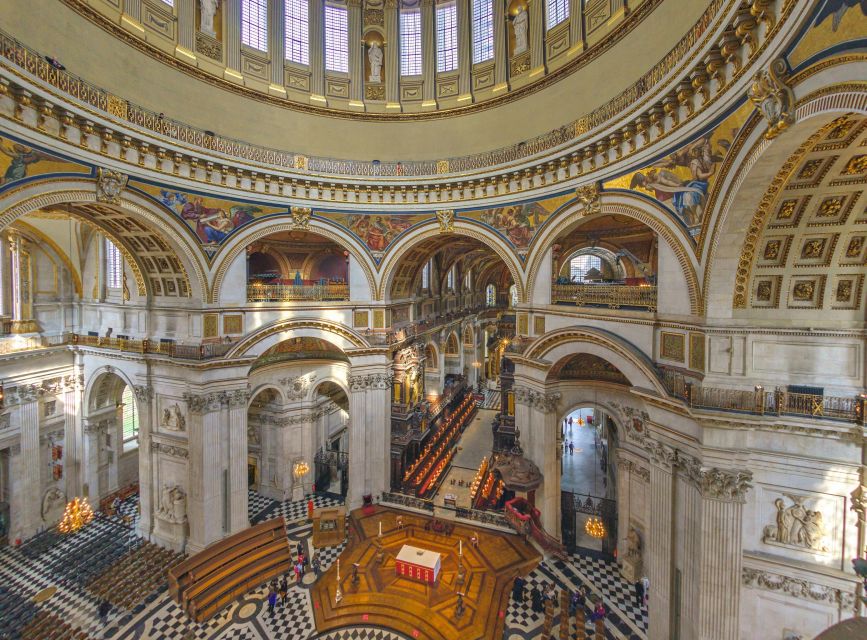 Royal London Tour incl Buckingham Palace & Changing of Guard - The panoramic coach tour: how it helps (even after you’ve seen photos)