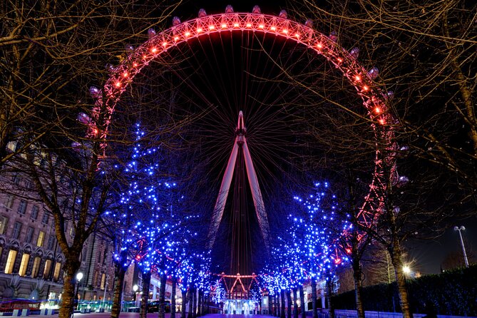 Royal London Walk 1 – Buckingham & The Mall - Admiralty Arch: The grand gateway between Trafalgar and The Mall
