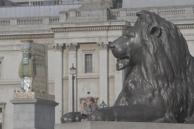 Royal london - St James’s Palace and Buckingham Palace: what royals look like up close