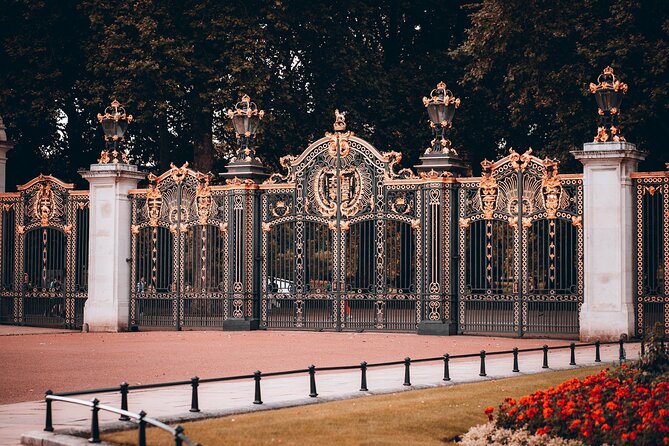 Royal Tour w/ Buckingham Palace Tickets - Semi-Private 8ppl Max - Quick reasons this tour works