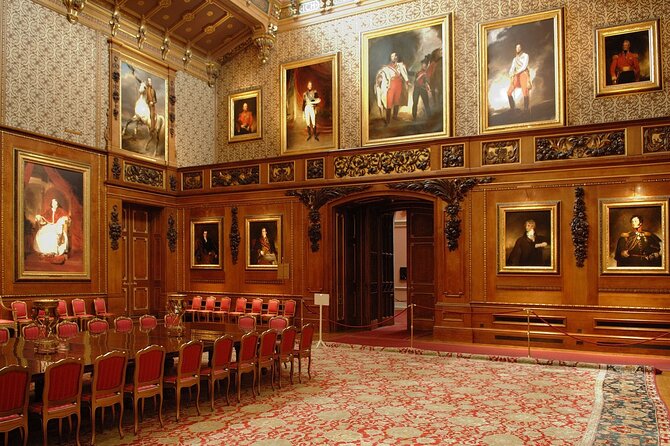 Royal Windsor & Stonehenge Private Tour - Lunch at Windsor: plan it like a local, not like a tour group