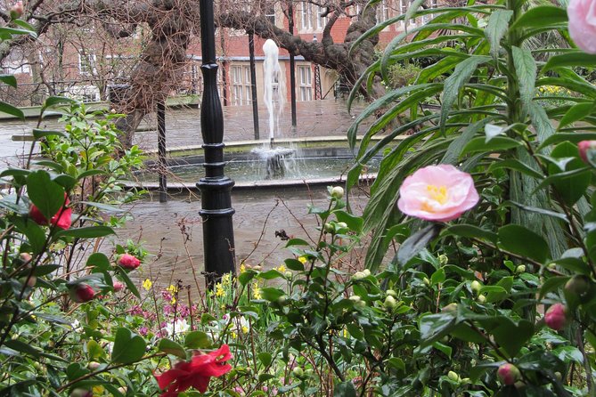 Secret Gardens of London Private Tour - Lincoln’s Inn Fields: a square-sized pause in the middle of town
