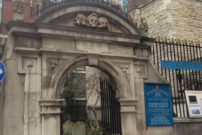 Secret Gardens of the City of London Private Tour - Clever naming and symbolism: Cleary, Whittington, and the St Swithin garden