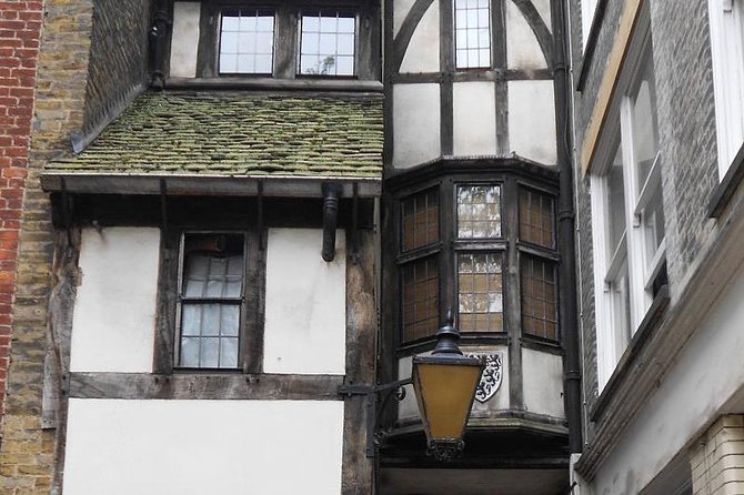 Secret Old London Guided Walking Tour - Why a Secret Old London Walk Works Better Than Standalone Sights