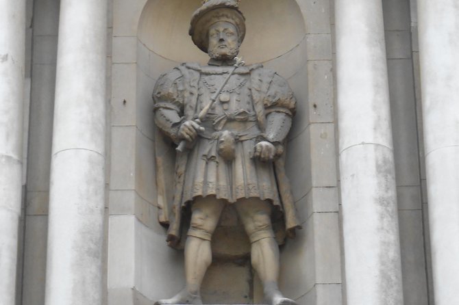 Secret Old London Guided Walking Tour - The Guide Makes or Breaks It: Storytelling with Names You’ll Hear