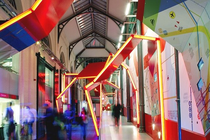 Secrets of Underground Walking Tour with London Transport Museum - Piccadilly Circus: two railways shaping what you see today