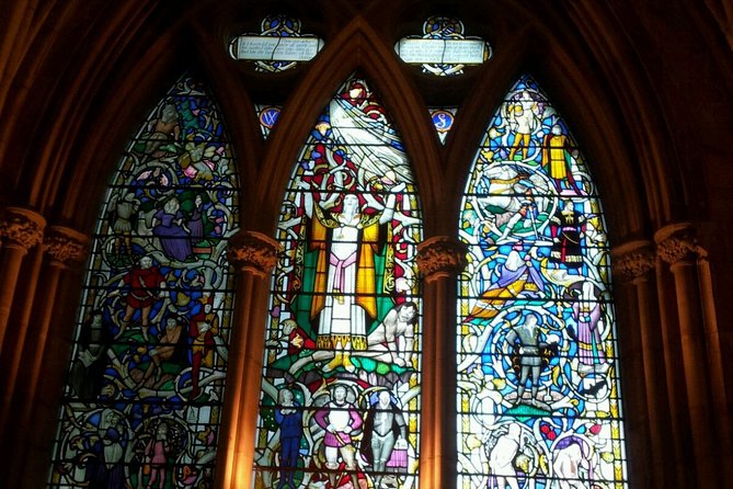 Shakespeare in London Private Tour - Southwark Cathedral: The Stained-Glass Shakespeare Moment