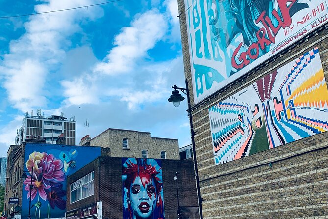 Shakespeare Promenade - Walking the Thames north bank: the skyline moment that sets the mood