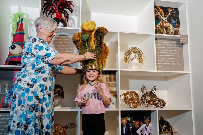 Shakespeare's Globe Guided Tour - The new exhibition space: a quick context boost before you sit