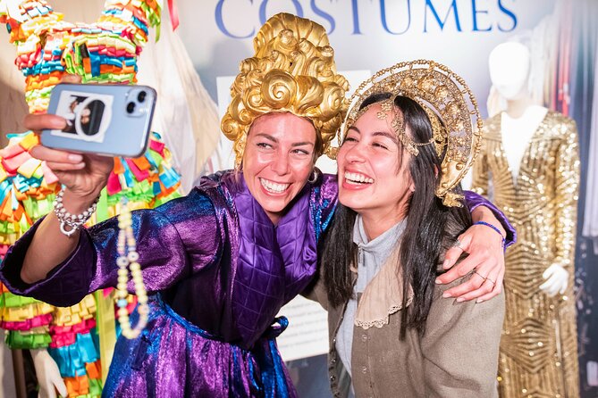Shakespeare's Globe Guided Tour - Afternoon tea upgrade: A Midsummer Night’s Dream at the Swan at the Globe