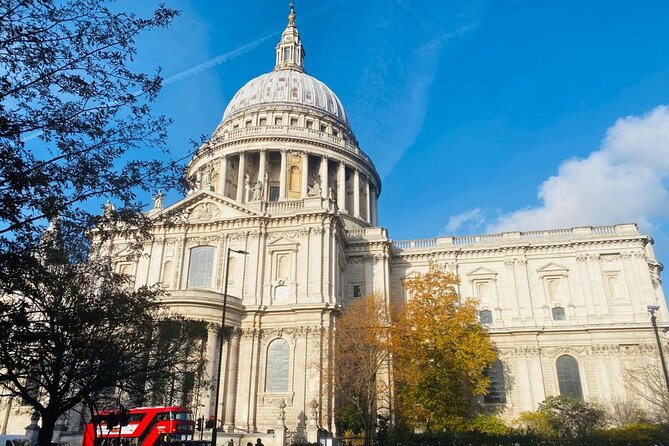 Shakespeare's Walking Tour in London - Elizabethan snacks and themed drinks: more than a gimmick