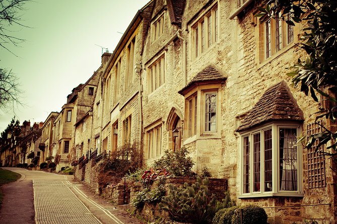 Shared Group Downton Abbey and Highclere Castle Tour from London - Bampton on foot: Downton village details you can actually spot