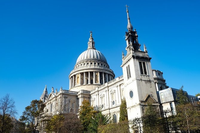 Sherlock Holmes BBC Series and Traditional Locations - A Very Small Group Tour - St Bartholomew’s Hospital: Molly’s Lab and the Big Confrontation Moment