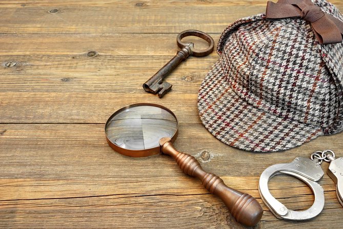 Sherlock Holmes Museum & Westminster Walking Tour - The walk ends, and Baker Street starts: don’t lose track of your next step