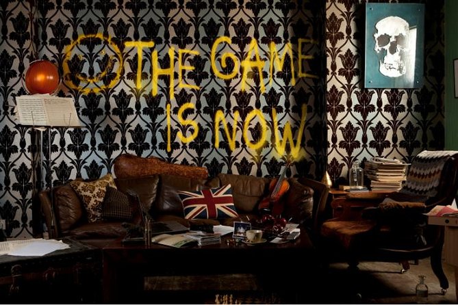 Sherlock: The Official Live Game - The cast video guidance: The real hook