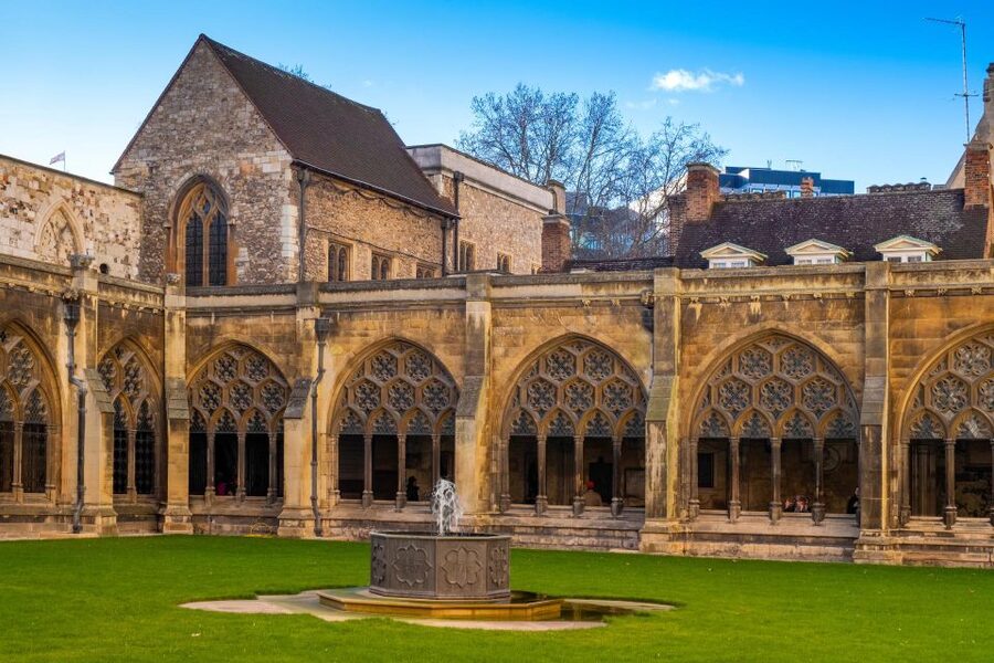 Skip-the-Line London Westminster Abbey Guided Tour in German - Key highlights worth your attention