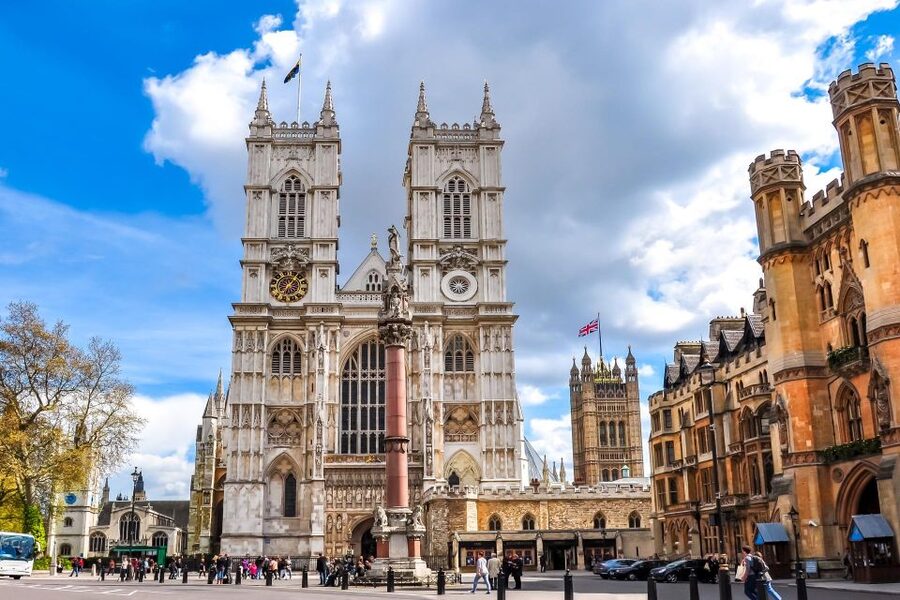 Skip-the-Line London Westminster Abbey Guided Tour in German - Price and value: why $107 can make sense