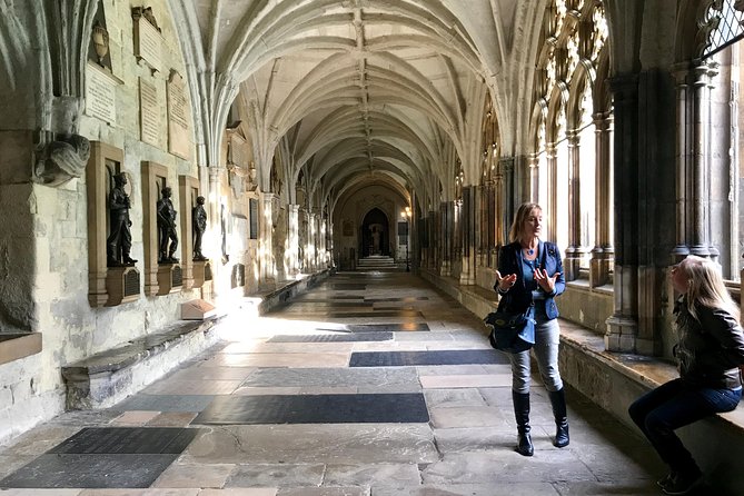 Skip the Line Parliament & Westminster Abbey Fully-Guided Tour - What the Headsets (and Guides) Change in Real Life