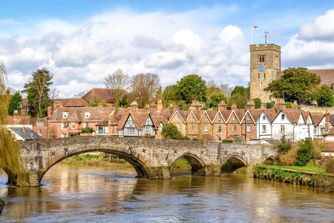 Small Group Canterbury, Dover Castle, Cliffs & Villages Day Tour - Chilham Village: A Real Tea-and-Town Break in Kent