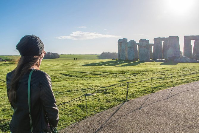 Small Group Cotswolds Village, Stonehenge and Bath Tour from London - Bath Abbey, Pulteney Bridge, and the Royal Crescent Photo Stops