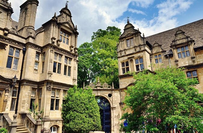 Small Group Cotswolds Villages, Stratford and Oxford Day Tour from London - Key highlights at a glance