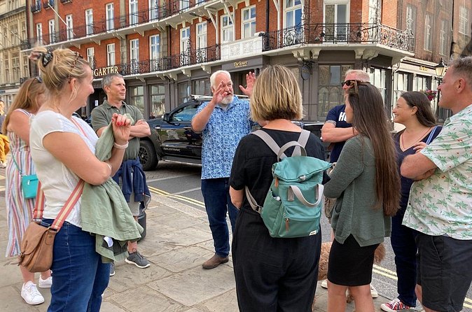 Small Group Walking Tour of Windsor Town (max 8 people) - Stop 5: The Long Walk viewpoint—Charles II’s straight-line ambition