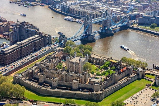 South Bank (London Bridge) Walking Tour & Enter The Tower of London - The Tower of London entry: what to focus on when time is limited