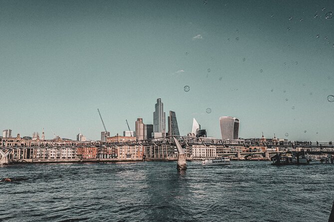 Southbank Immersive Self-Guided Audio Walking Tour - Tate Modern and the Millennium Bridge: Modern Art Meets River Views