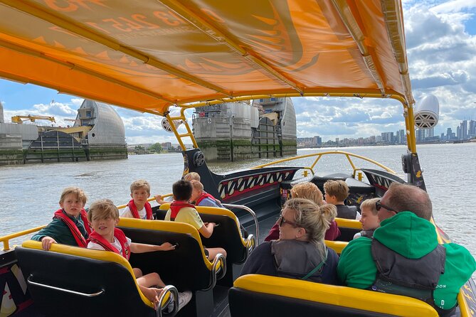 Speedboat 'THE THAMES BEAST' from Tower Millennium Pier - 40 mins - Onboard experience: speed, commentary, and how weather changes the ride