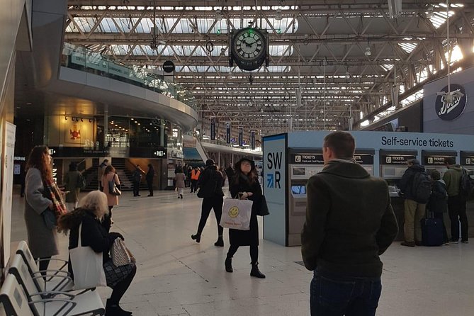 St Pancras Station Private transfer from or to your Hotel in London - Private Ride Comfort: Why a Near-New Car Matters