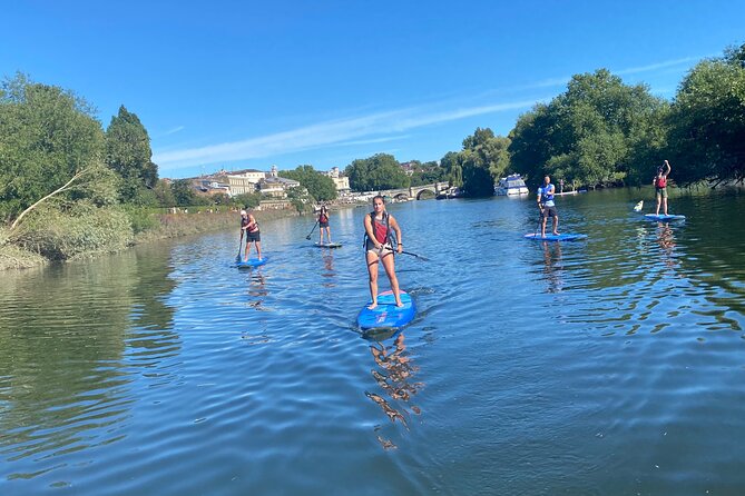 Stand up Paddleboarding on the beautiful Thames at Richmond - Tide decides the route: upstream or downstream on the Thames