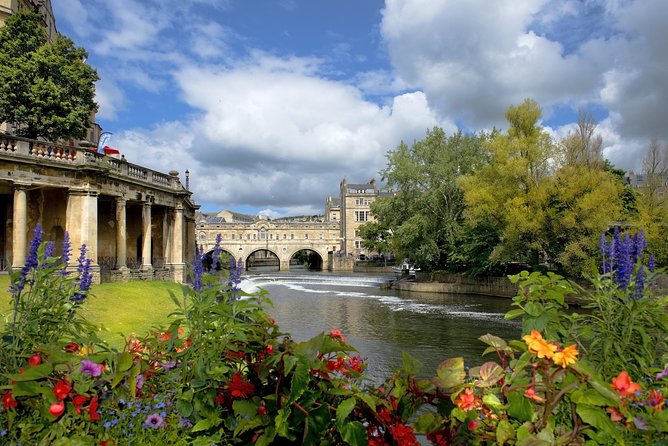 Stonehenge and Bath Day Trip from London with Optional Roman Baths Visit - Roman Baths option: what’s included and what you can’t do