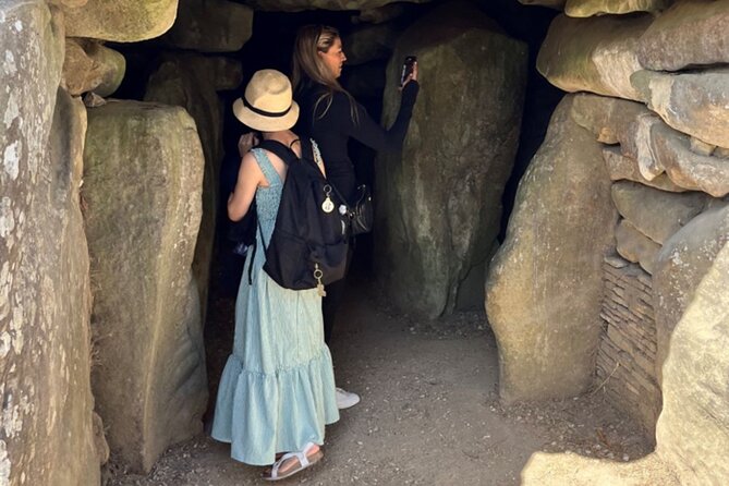 Stonehenge and The Stone Circles of Avebury Day Trip from London - West Kennet Long Barrow and the Silbury Hill moment