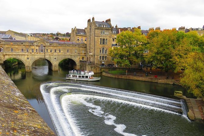 Stonehenge & Bath Day Tour from London including Admission - Guide and driver quality: how the staff affects your day