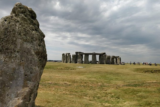 Stonehenge & Bath Private Day Tour from London - Private Stonehenge and Bath from London: why this combo works
