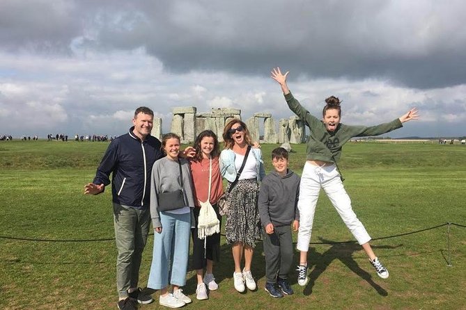 Stonehenge & Bath Private Day Tour from London - Stonehenge for about two hours: making the most of limited time