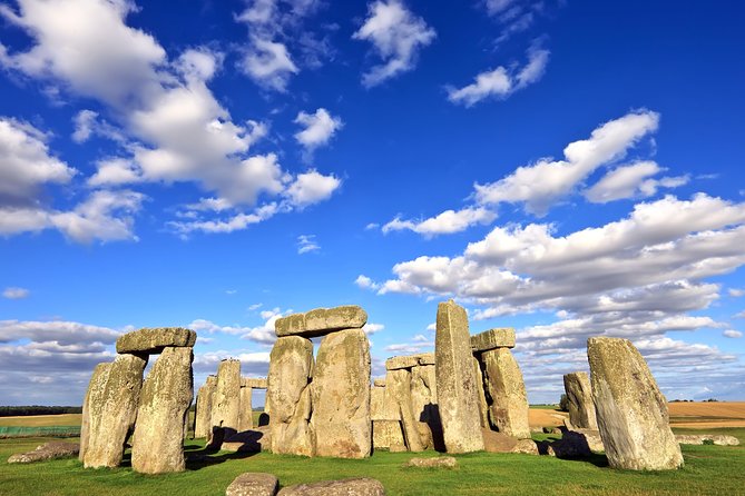Stonehenge Half-Day Tour from London with Admission - The Coach Ride: Comfort, Air Conditioning, and On-Board Reality