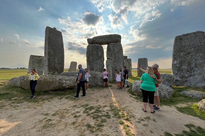 Stonehenge Inner Circle Private Tour from London with Bath Visit - Should you book this Stonehenge Inner Circle + Bath day trip?