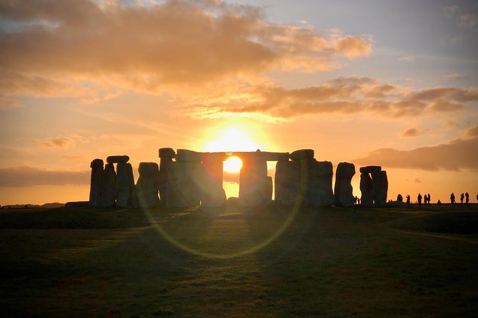Stonehenge Special Access Guided Morning Tour from London - Early Morning Start from London (and why it matters)