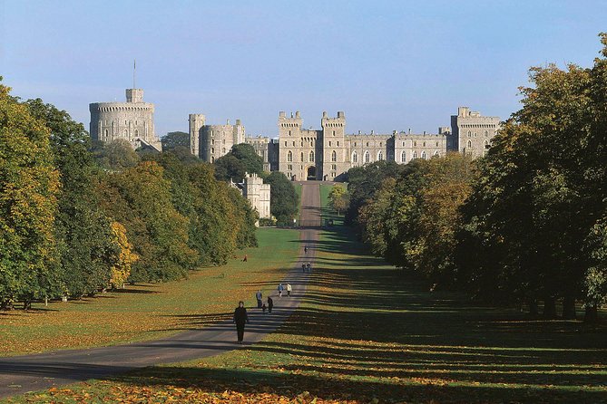 Stonehenge, Windsor Castle, and Bath from London - Bath Abbey, Royal Crescent, and Pulteney Bridge: Georgian Beauty With Real Landmarks