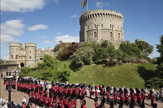 Stonehenge, Windsor Castle, and Bath from London - Coach Comfort, Headsets, and the Real-Life Pace
