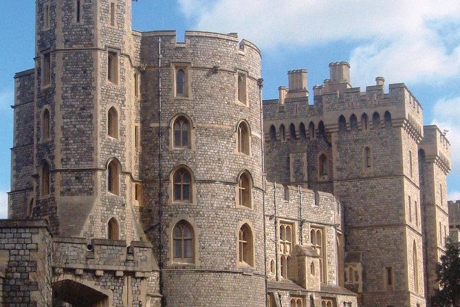 Stonehenge, Windsor Castle and Bath Full Day Guided Tour - Bath and the Roman Baths: when the city has room to breathe