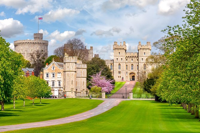 Stonehenge & Windsor Tours from London or Southampton - Pickup from London, Heathrow, or Southampton makes the day smoother