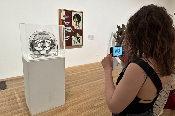 Tate Modern Private Tour in London with Blue Badge Guide - What You’ll Get Out of the 2 Hours 30 Minutes