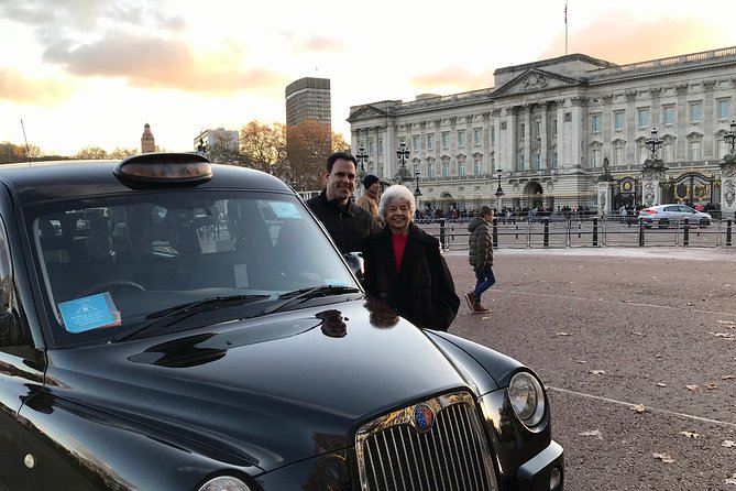 The 6 Hour Private Iconic Black Cab Sightseeing Tour - A black cab is the secret to seeing London fast